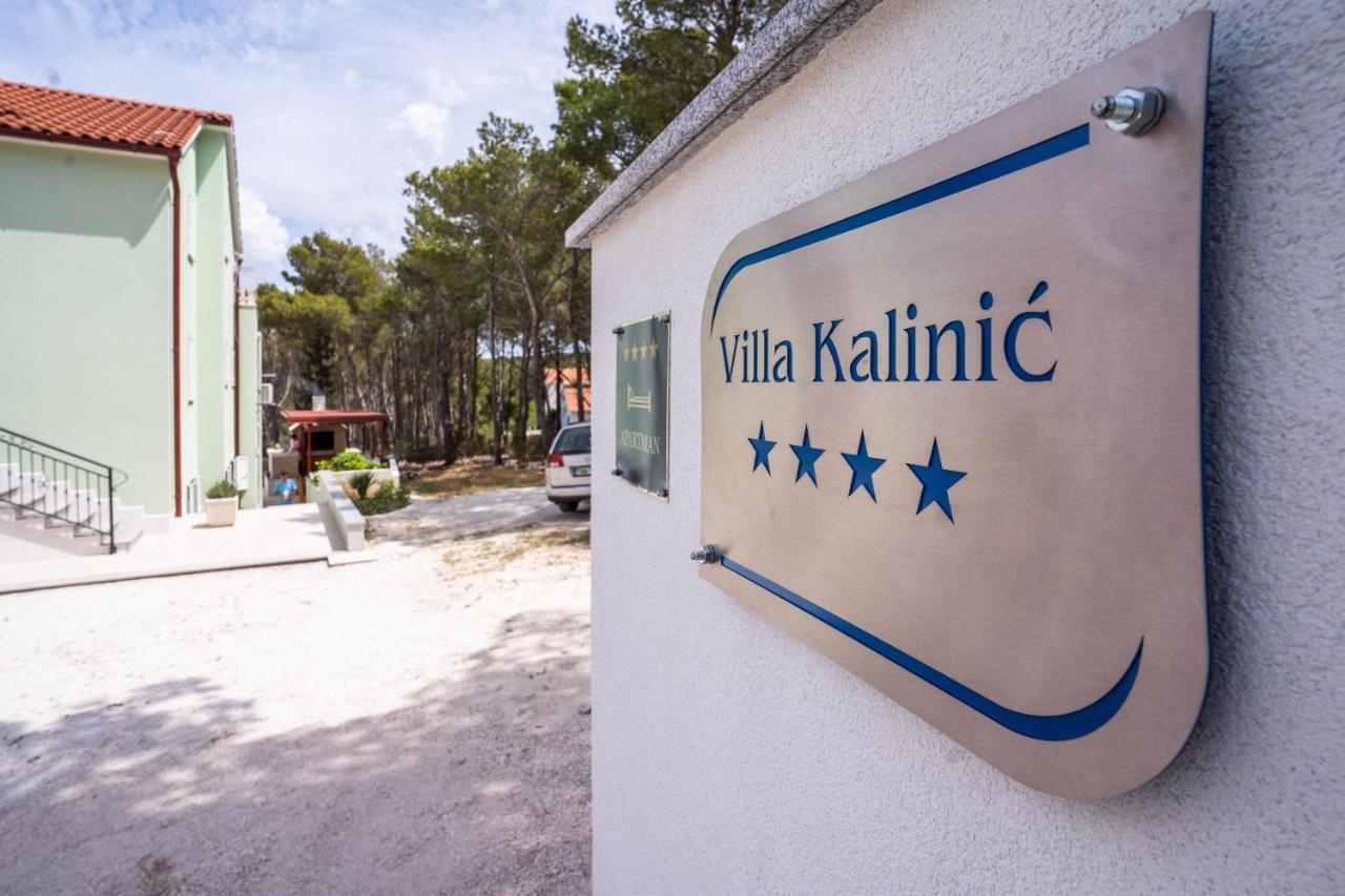 Villa Kalinic Milna  Exteriör bild