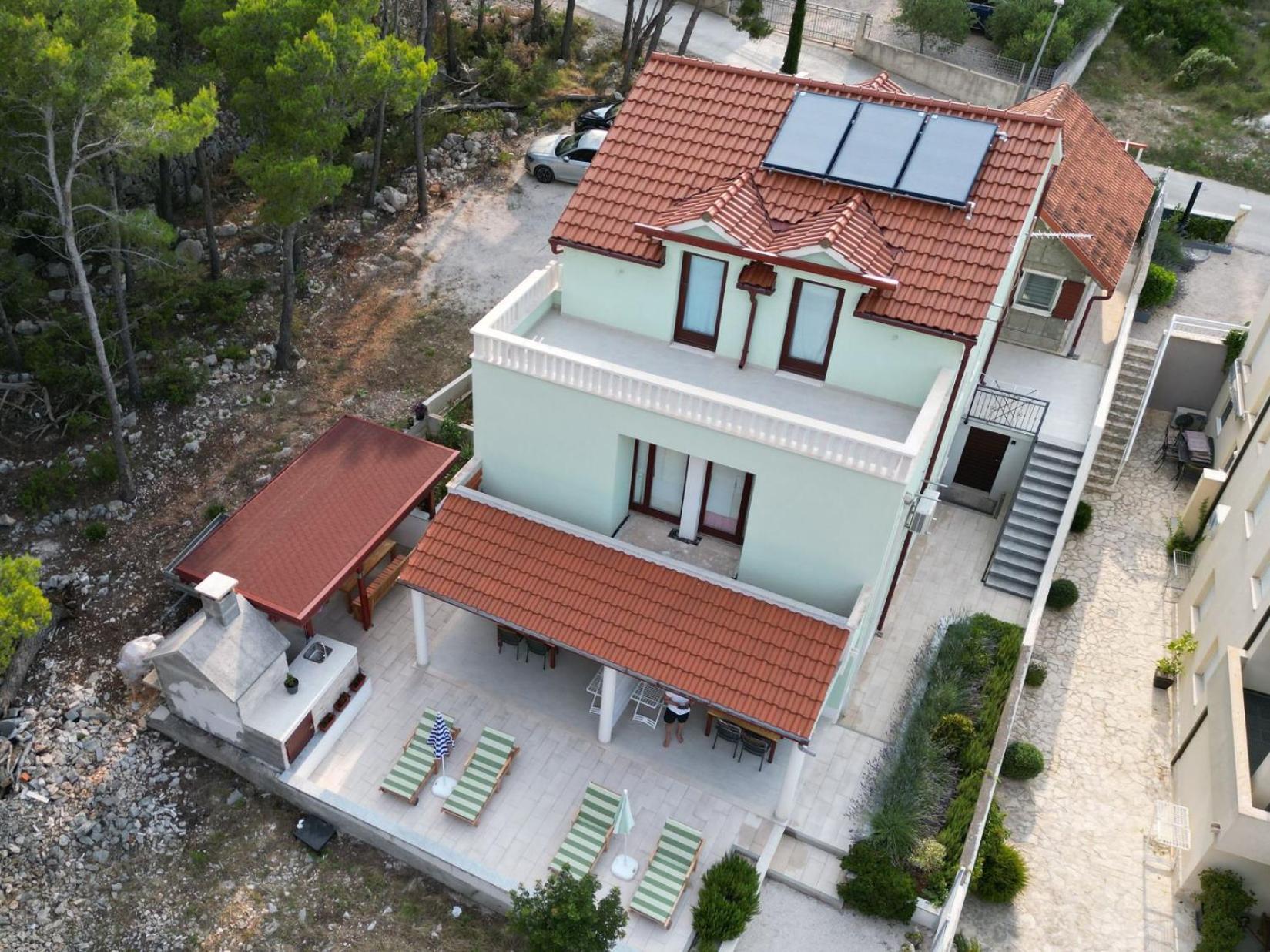 Villa Kalinic Milna  Exteriör bild